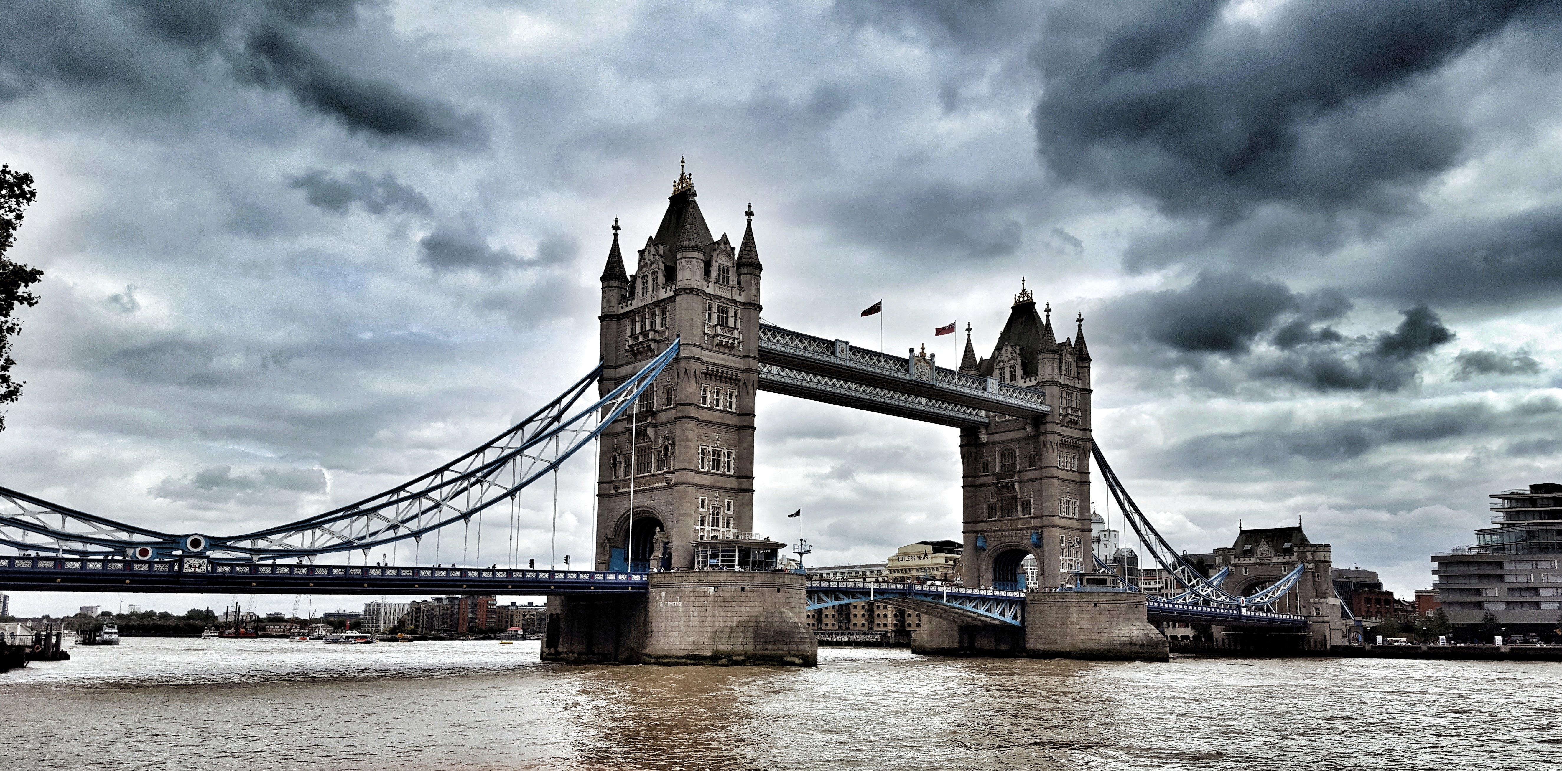 Holiday Inn London West By Ihg Buitenkant foto