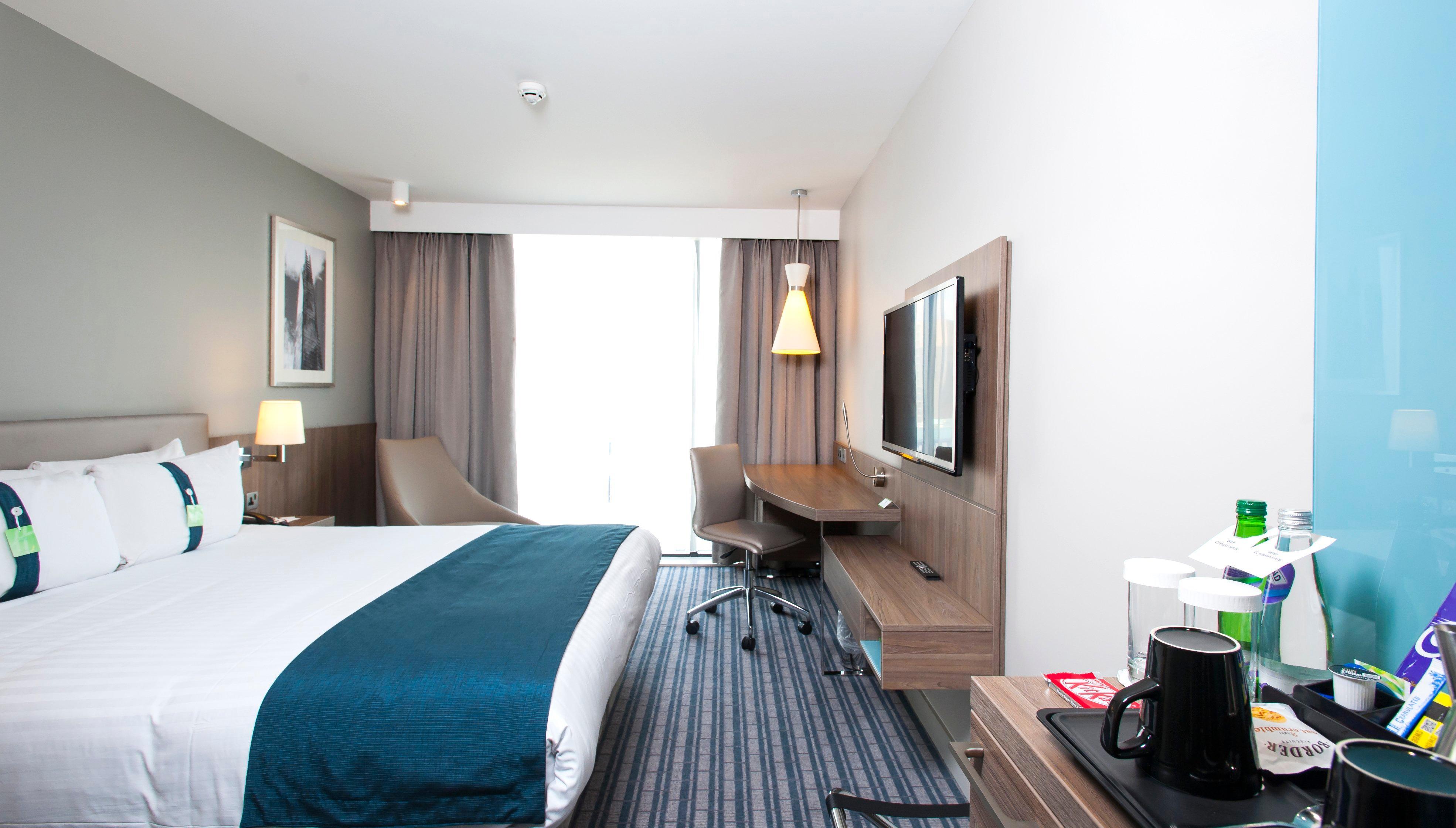 Holiday Inn London West By Ihg Buitenkant foto