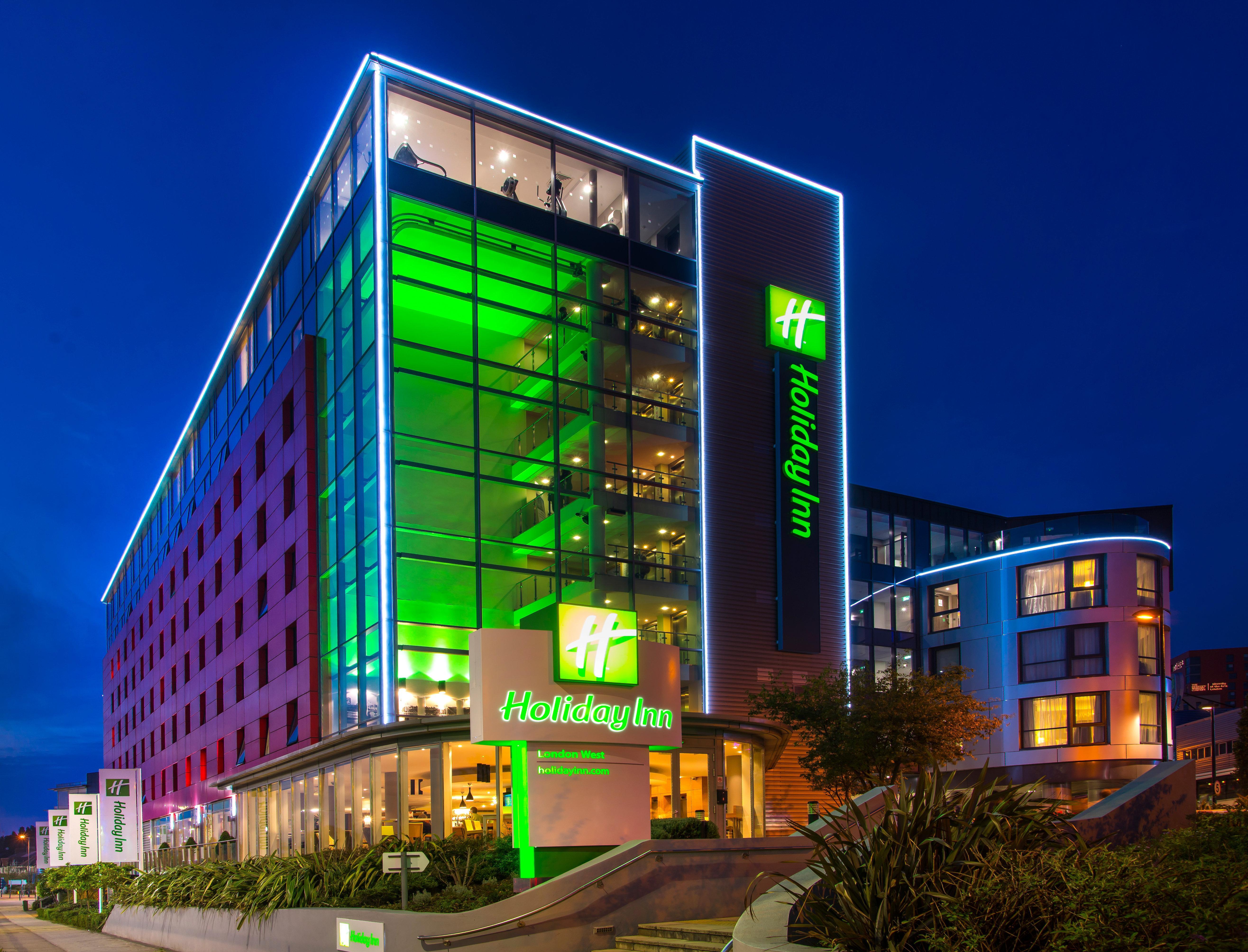 Holiday Inn London West By Ihg Buitenkant foto